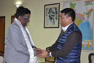 The Governor of Arunachal Pradesh Shri V. Shanmuganathan with the Chief Minister of Arunachal Pradesh Shri Pema Khandu called on at Raj Bhavan, Itanagar on 2nd January 2017. 